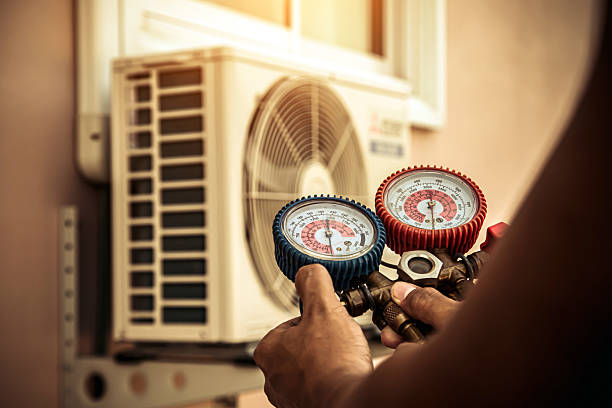 Professional Ac Installation technician working in Crosby, ND